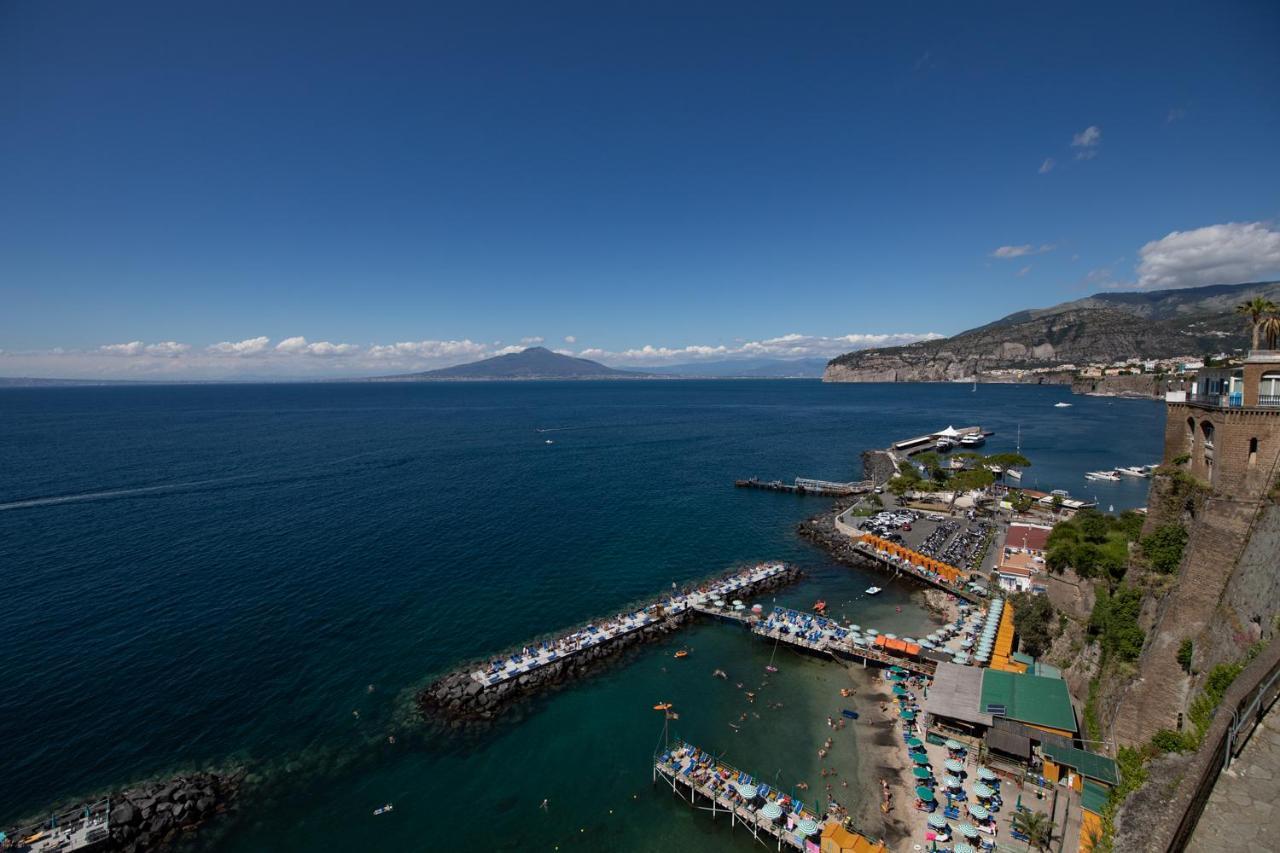 Appartamento Casa La Perla Sorrento Esterno foto